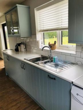 The Lodge - Dog Friendly Farm Cottage